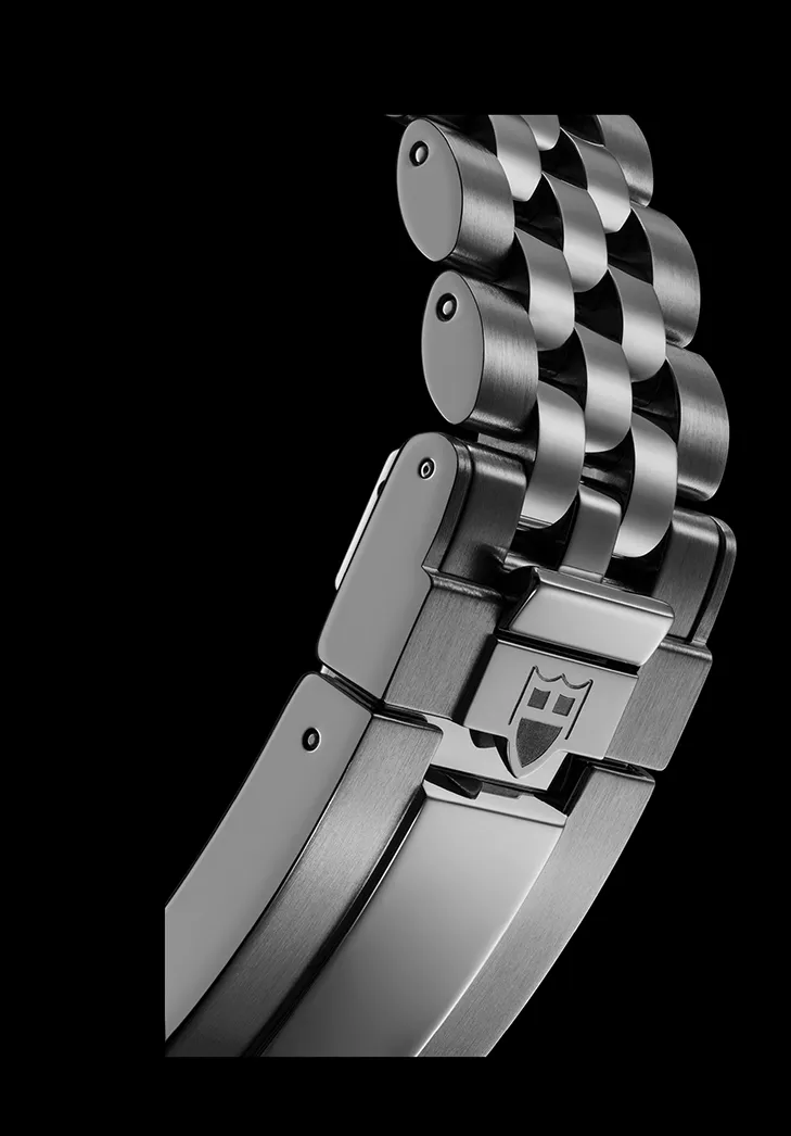 走進帝舵表製錶廠